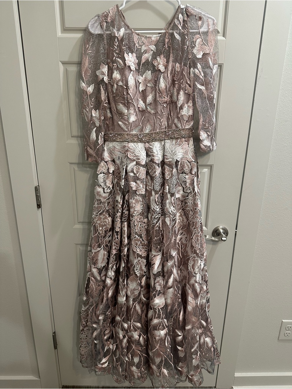 Terani Couture Embellished Floral Lace Evening Dress in Dusty Rose